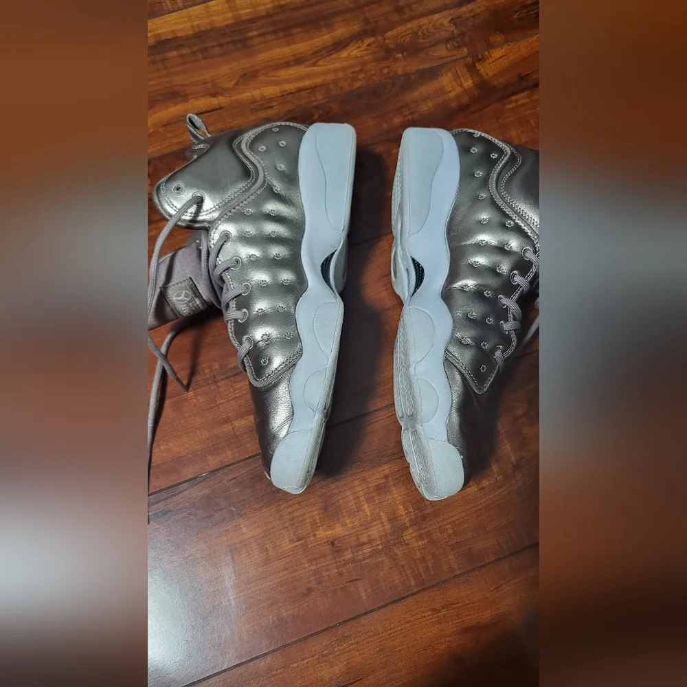 Nike Air Jordan Jumpman Team 2 SE size 6Y - Picture 9 of 12